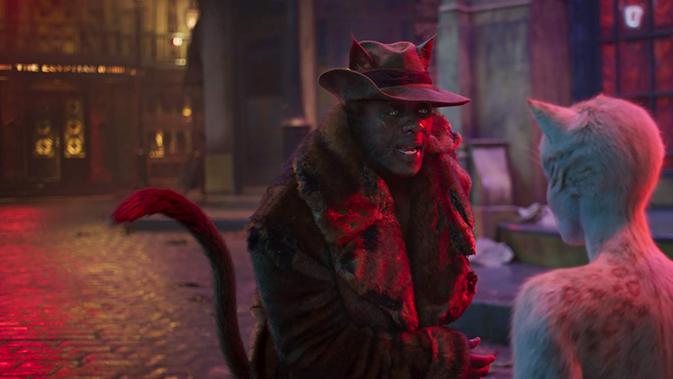 Idris Elba sebagai Macavity. (Foto: Dok. IMDb/ Universal Pictures)