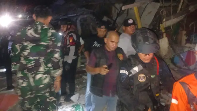 Tim Gegana Jinakkan Ledakan di Pasar Cimanggis