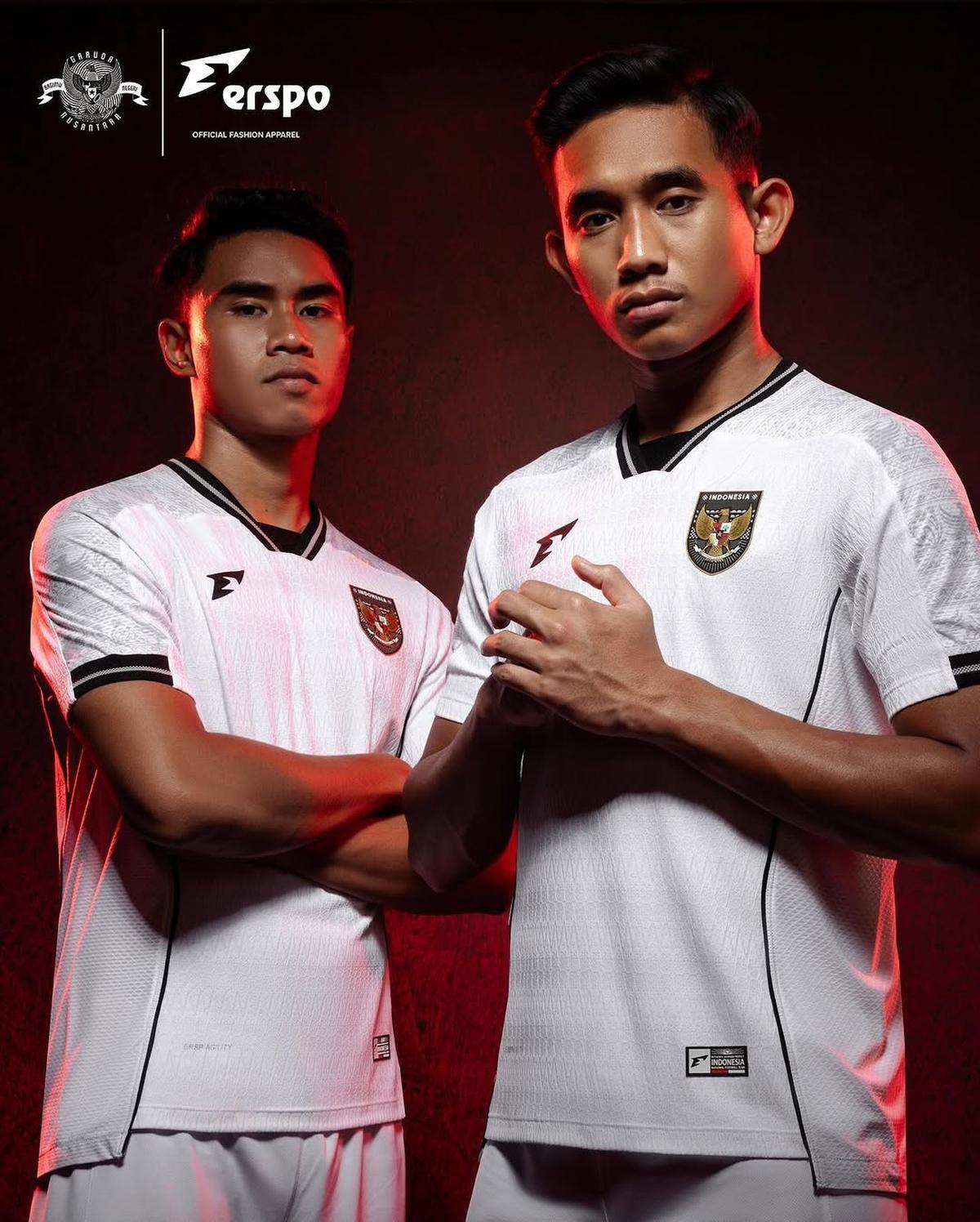 Jersey tandang Timnas Indonesia