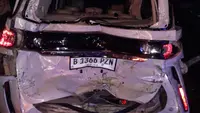 Truk Kontainer Hantam Deretan Mobil di Tol Cipularang, Sopir dan Kernet Pick Up Tewas