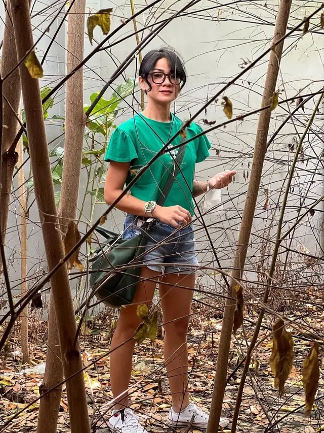 Nirina Zubir pamer body goals, terlihat awet muda