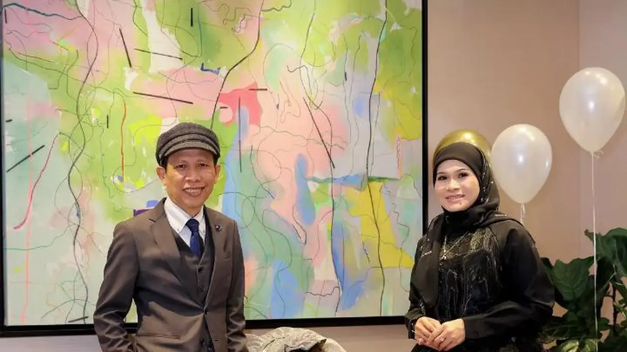 Potret perayaan ulang tahun kucing yang bernama Money