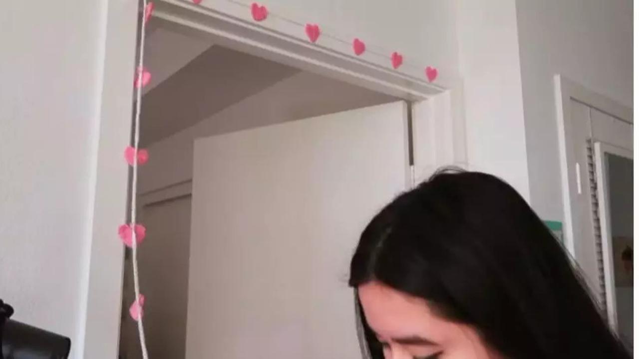 5 Potret Apartemen Stephanie Poetri di Amerika, Super Cozy dan Artistik Banyak Karya Buatan Sendiri