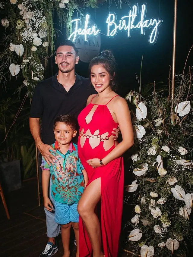 Ulang Tahun Jessica Iskandar ke-34.