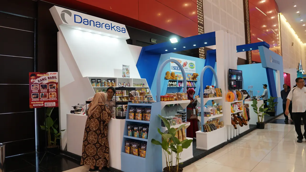 PT Danareksa (Persero) ikut serta dalam Jatim Fest 2025