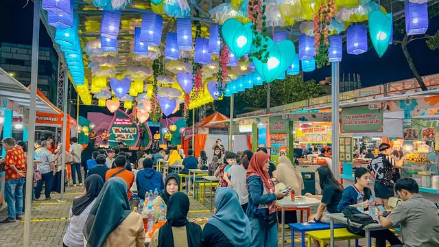 Festival Kuliner Berhias 2.000 Lampion di Taman Raya Tangerang, Ada Sate Legendaris yang Wajib Dicicipi