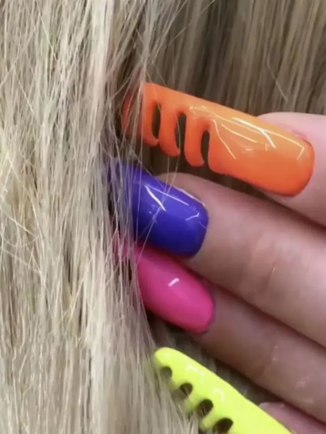 Uniknya nail art berbentuk sisir ini (foto: mirror.co.uk)