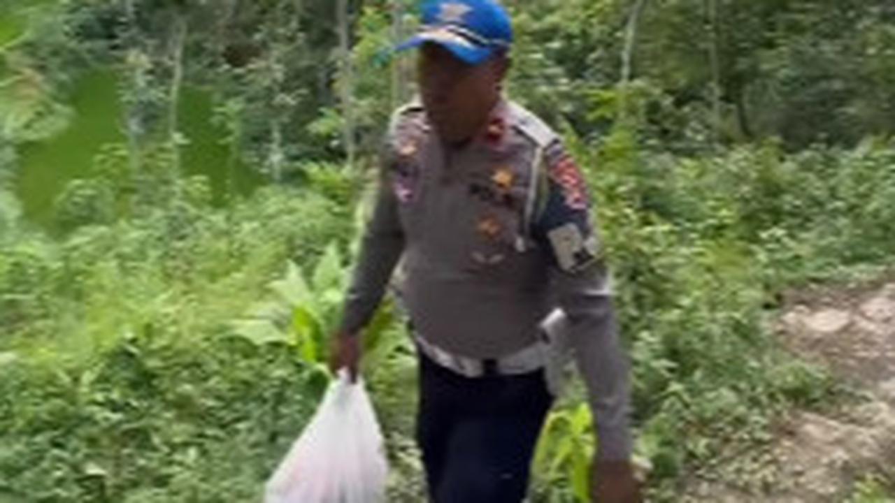 50 Tahun Buta, Pria Tinggal Sendirian di Atas Gunung