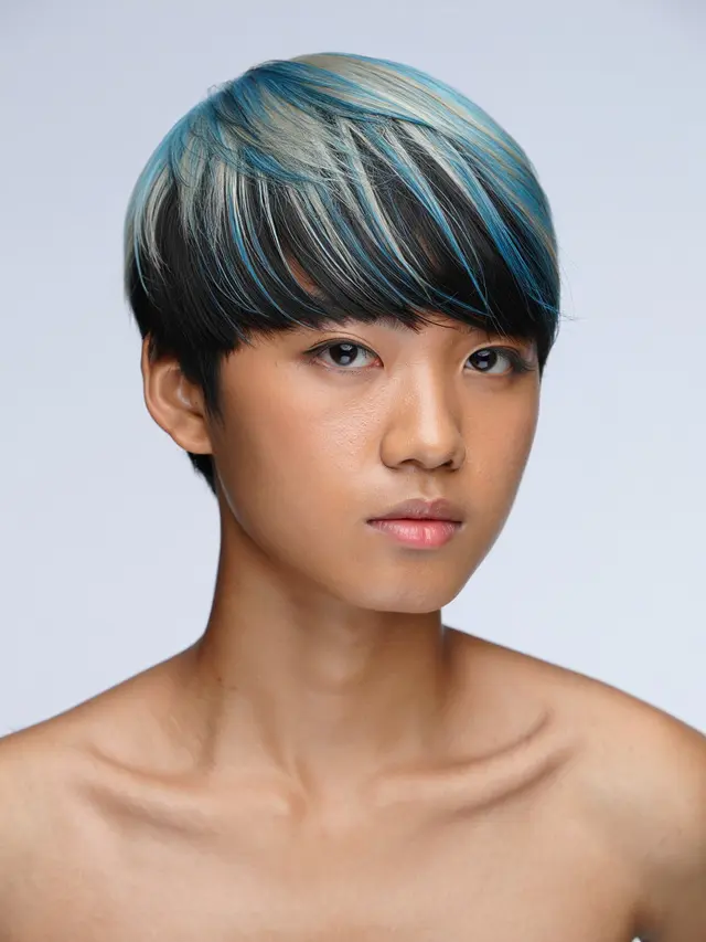 Model Cat Rambut Wanita Pendek