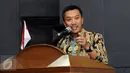 Menpora Imam Nahrawi memberi sambutan jelang penyerahan Official World Record Certificate kepada Jefri Setiawan yang berhasil mencatat rekor dunia baru di Auditorium Kemenpora, Jakarta, Kamis (14/11). (Liputan6.com/Helmi Fithriansyah)
