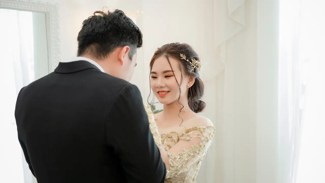 pasangan cinta