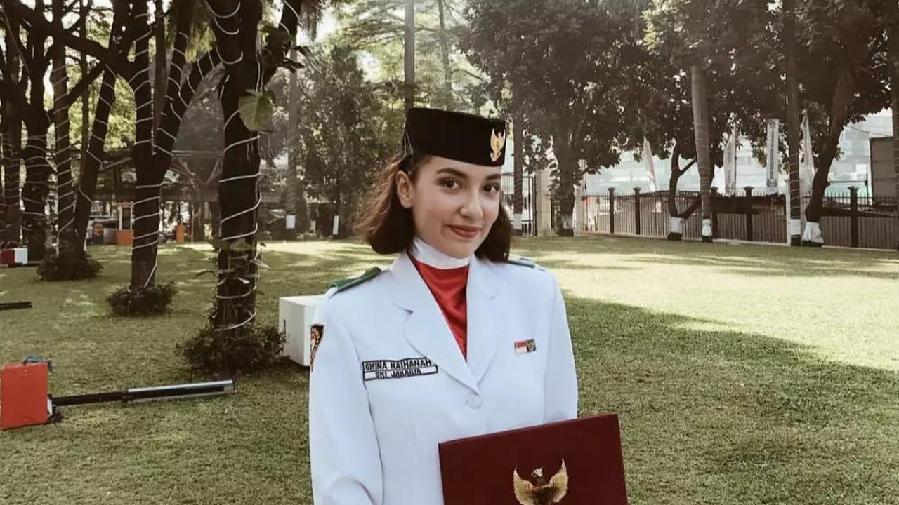 5 Potret Lawas Ghina Raihanah Kekasih Izzat Assegaf Jadi Paskibra DKI Jakarta, Cantik Natural Curi Perhatian