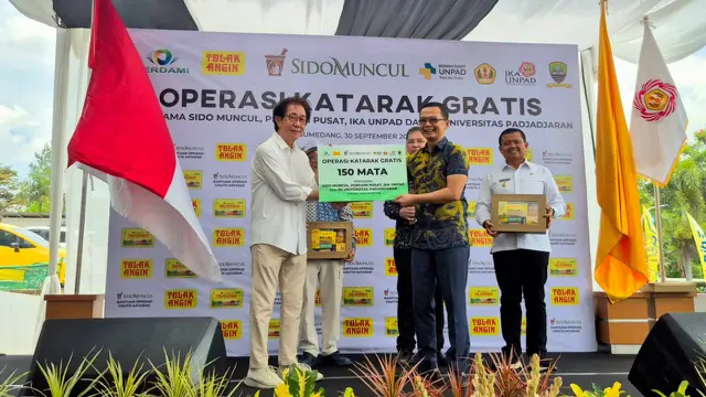 Operasi Katarak Gratis 150 Mata di RS Unpad