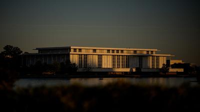 Kennedy Center Ditutup Dua Tahun untuk Renovasi