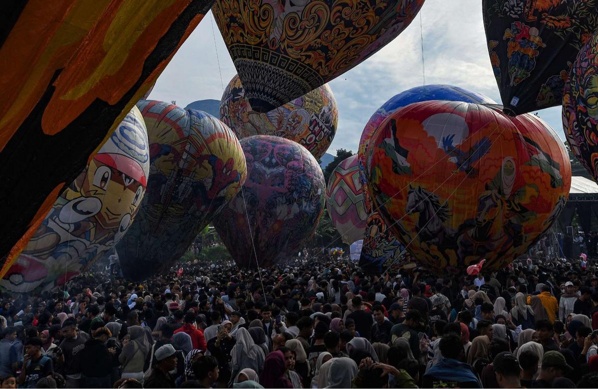 Keindahan warna-warni balon udara di Wonosobo