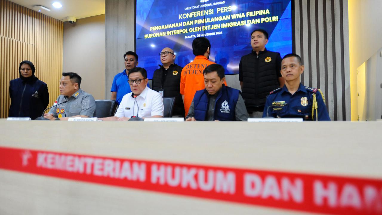 Ditjen Imigrasi Pulangkan Buronan Interpol Asal Filipina, Ditukar Buron Judol RI Handoyo Salman
