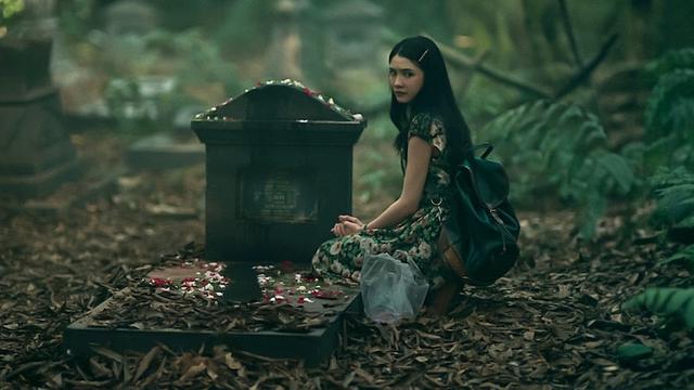 Do You See What I See: Cerita Horor #64 - First Love