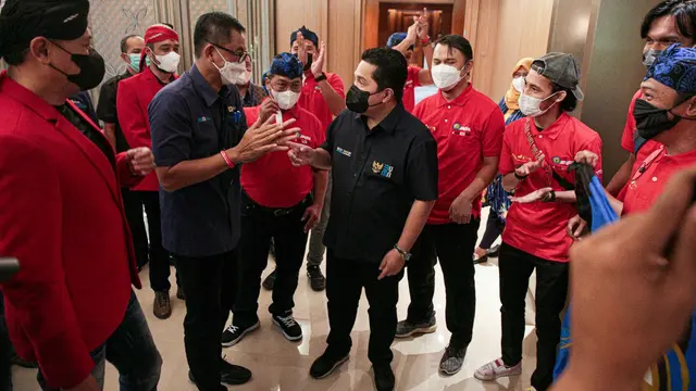 Menteri BUMN Erick Thohir dalam acara Menyapa Serikat Pekerja dan Milenial PLN, Kamis (7/4/2022).