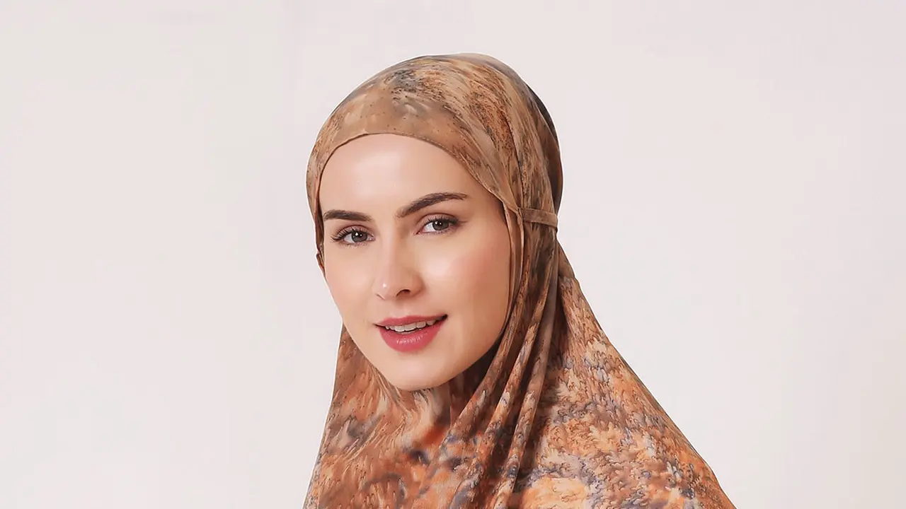 Hijab Instan Bergo Maryam Tie-Dye/dok. Bugis Hijab