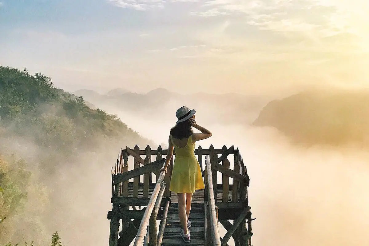 [Bintang] Travel