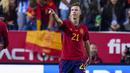 Selebrasi striker Timnas Spanyol, Dani Olmo setelah menjebol gawang Norwegia pada laga Grup A kualifikasi Euro 2024 di La Rosaleda Stadium, Malaga, Spanyol (25/3/2023). Dani Olmo melakukan debut bersama Timnas Spanyol pada laga kualifikasi Euro 2020 menghadapi Malta (15/11/2019). Tampil selama 24 menit sebagai pemain pengganti, ia menyumbang satu gol penutup ke gawang Malta dalam kemenangan 7-0. (AP Photo/Manu Fernandez)