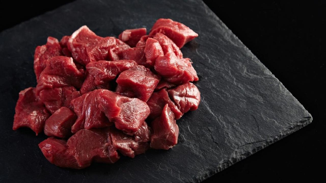 <b>Potong-potong Daging</b>