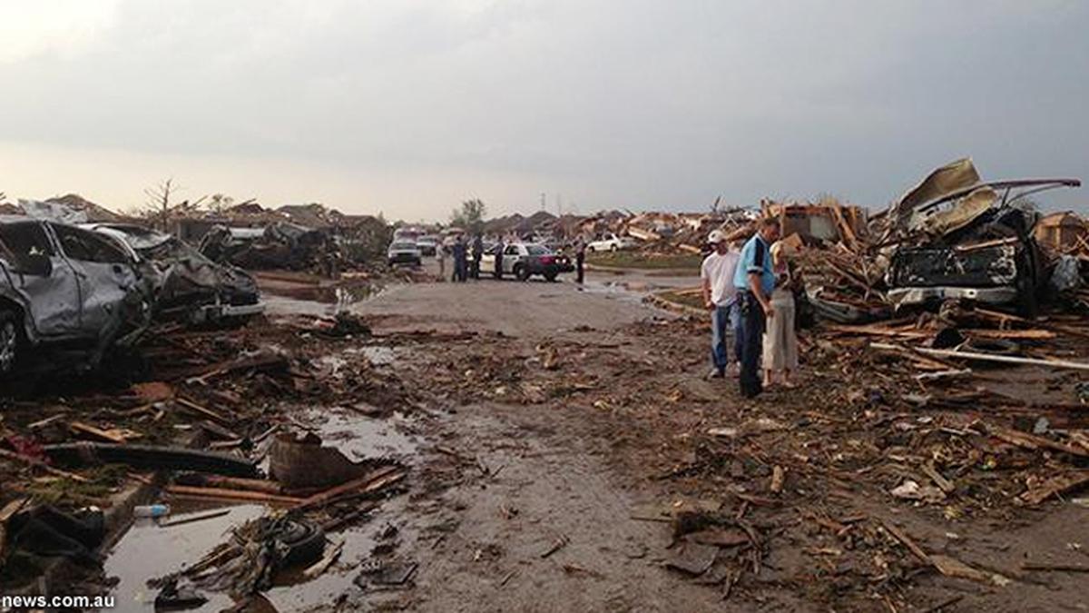 Korban Tornado Tolong! Tak Bisa Nafas... Rumahku Ada di Atasku