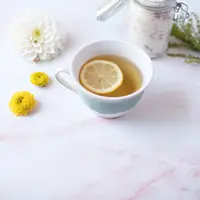 ilustrasi manfaat teh lemon yang baik untuk menyehatkan tubuh/Sarah Gualtieri/unsplash