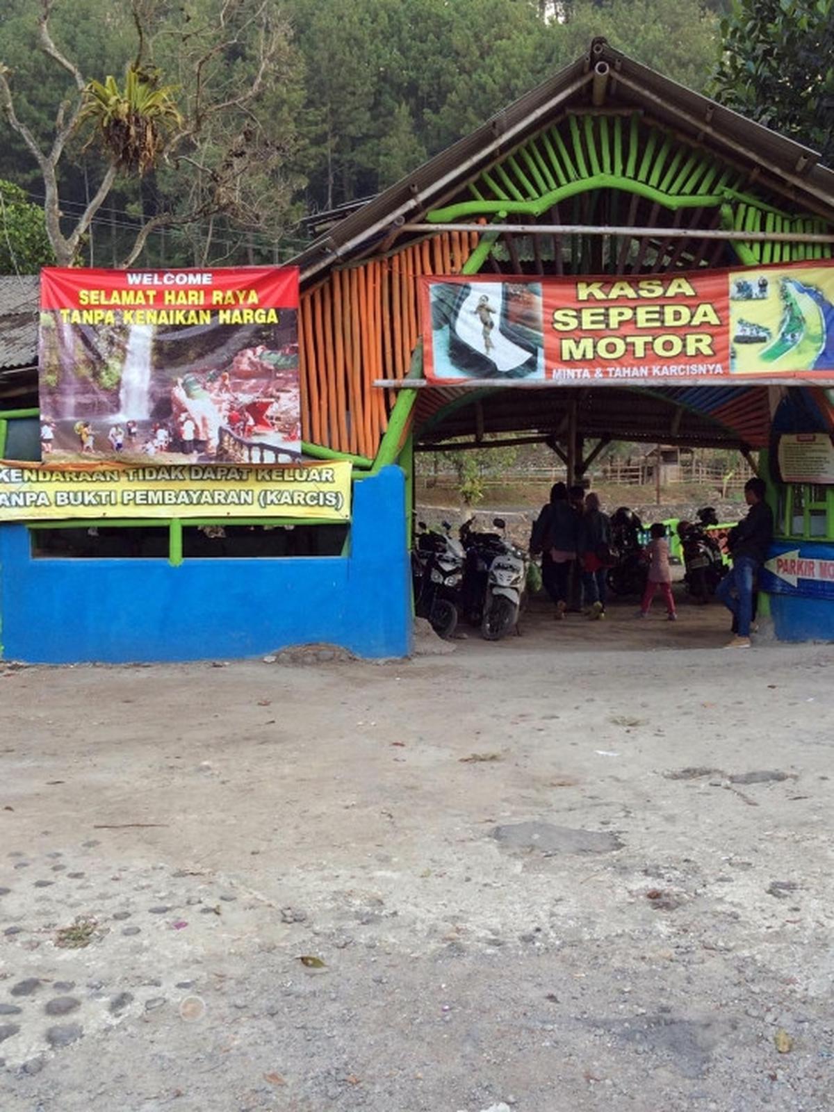 Eksotisme Curug Luhur, air terjun paling indah di Bogor