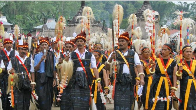 Pesan Mendalam Upacara Reba dan Nilai Luhur Budaya ...