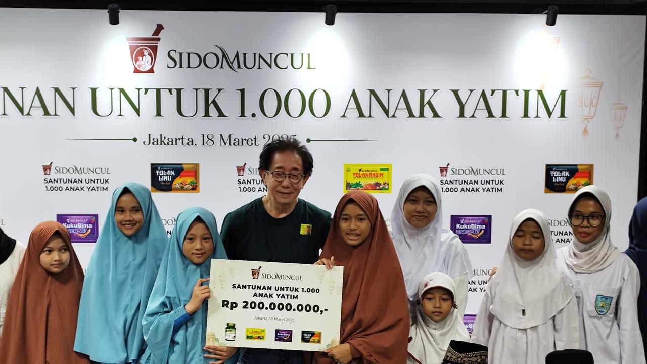 Konsisten Tebar Kebaikan, Sido Muncul Salurkan Bantuan Senilai Rp200 juta untuk 1.000 Anak Yatim di Jakarta