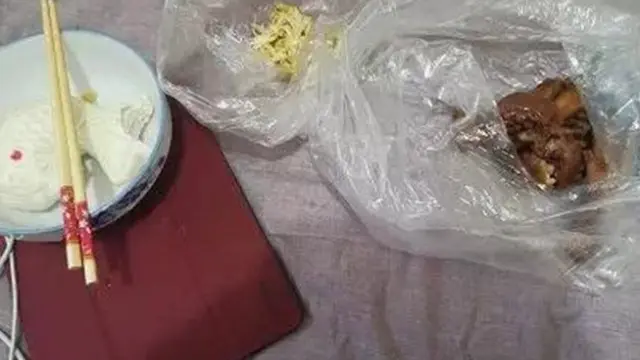 Takut Menyebarkan Virus, Mahasiswa di Wuhan Ini Mendekam di Garasi