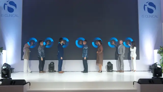 Grand Launching is Clinical, di Grand Ballroom Hotel Langham Jakarta