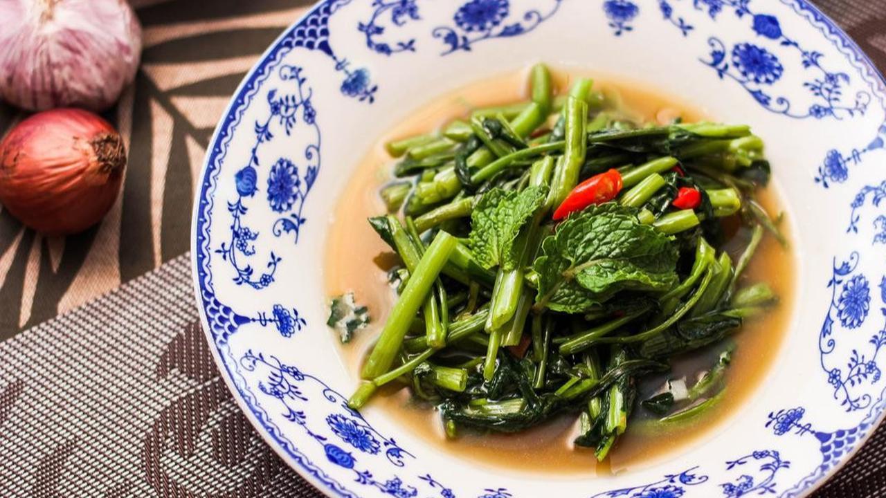 Cara Sederhana Masak Kangkung Agar Tetap Berwarna Hijau Segar dan Tidak Hitam