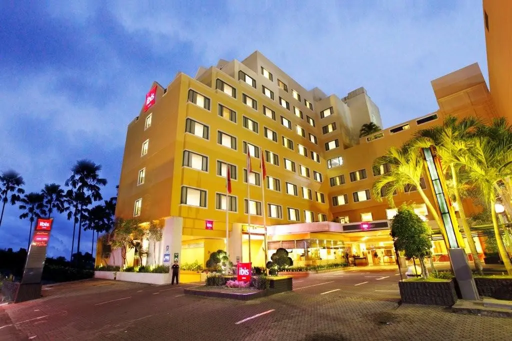 Suasana malam di Hotel Ibis Yogyakarta Malioboro (Foto: Dok. Hotel Ibis)