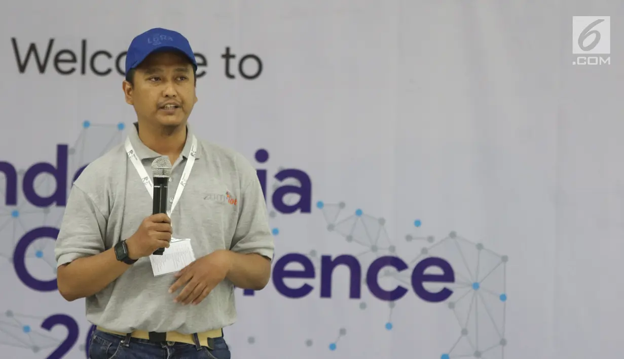 Business Development Multi Kontrol Nusantara Eko Susilo Harjo saat menjadi pembicara dalam Indonesia Long Range Conference (IDLoRaCon) 2019 di Function Hall Emtek City, Jakarta, Rabu (14/8/2019). IDLoRaCon 2019 merupakan konferensi untuk mendukung ekosistem LoRa. (Liputan6.com/Herman Zakharia)