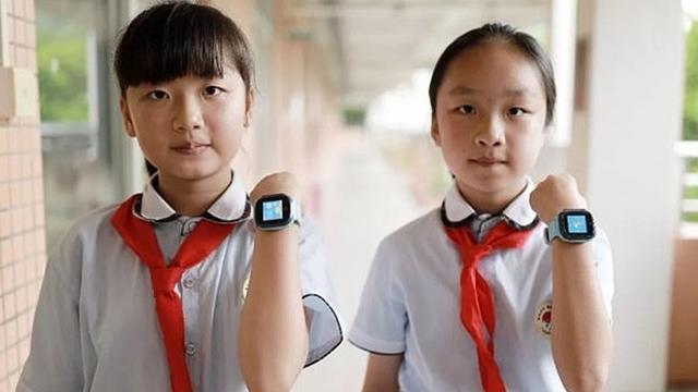 Bintangbola - Negara Ini Bagikan Jam Pintar Kepada 13.000 Siswa, Alasannya Menakjubkan