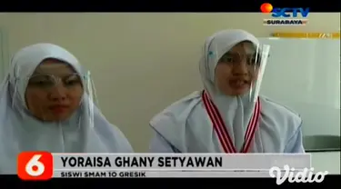 Yoraisa Ghany Setyawan dan Salsabila Meutia merupakan dua siswi Kelas XI SMA Muhammadiyah 10 GKB meneliti daun mimba yang banyak tumbuh di sekitar sekolah mereka. Yang biasa dijadikan pakan ternak, ternyata berpotensi untuk obat Covid-19.