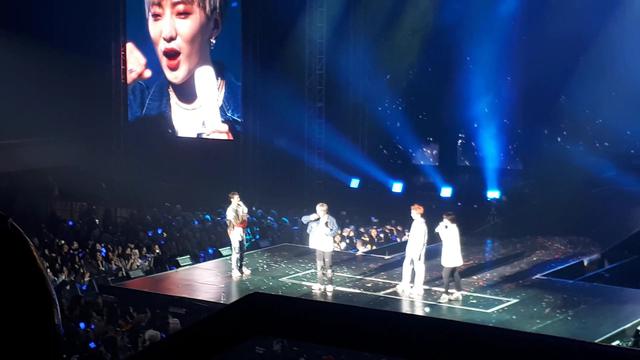 Suasana konser Winner.