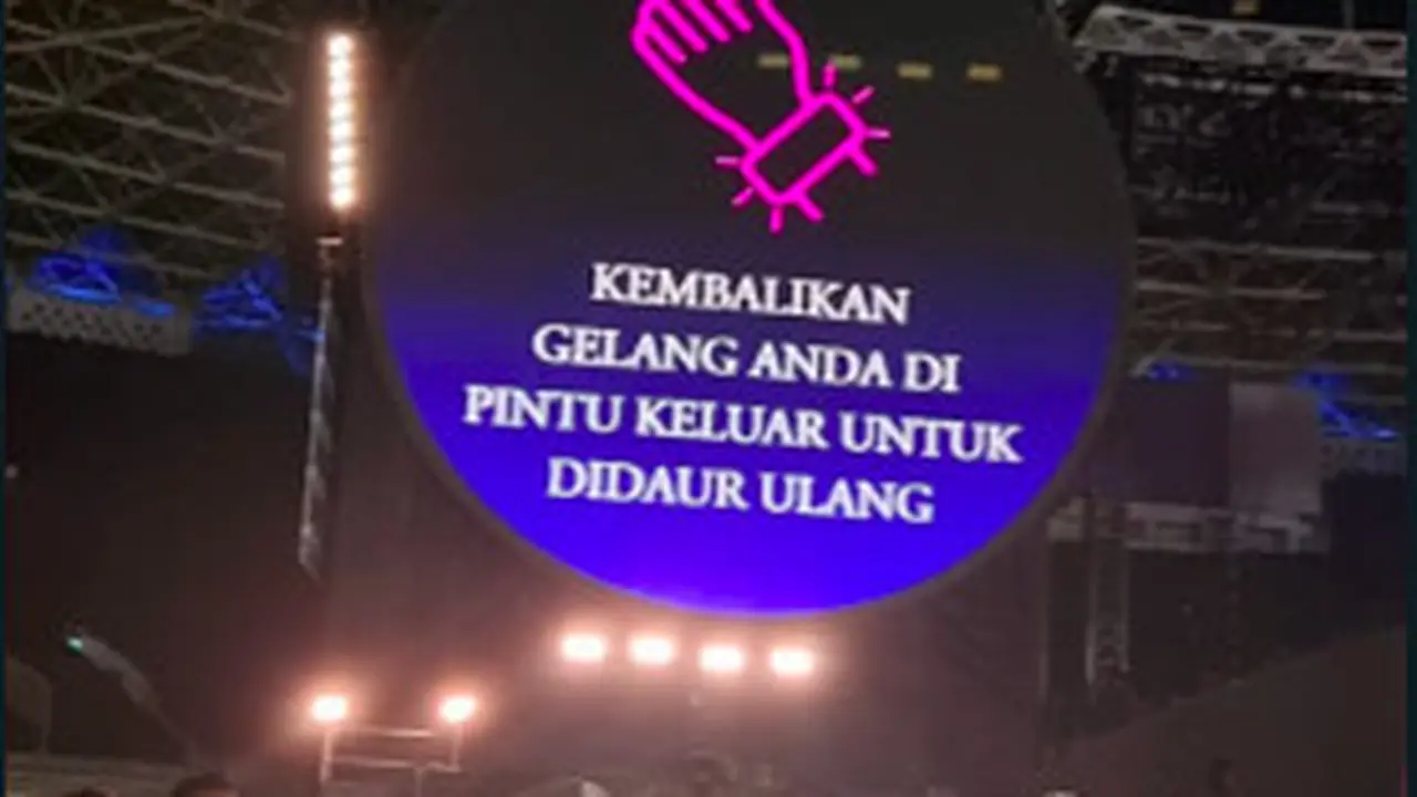 Tidak Boleh Dibawa Pulang, Ini Alasan Kenapa Wristband Konser Coldplay Harus Dikembalikan