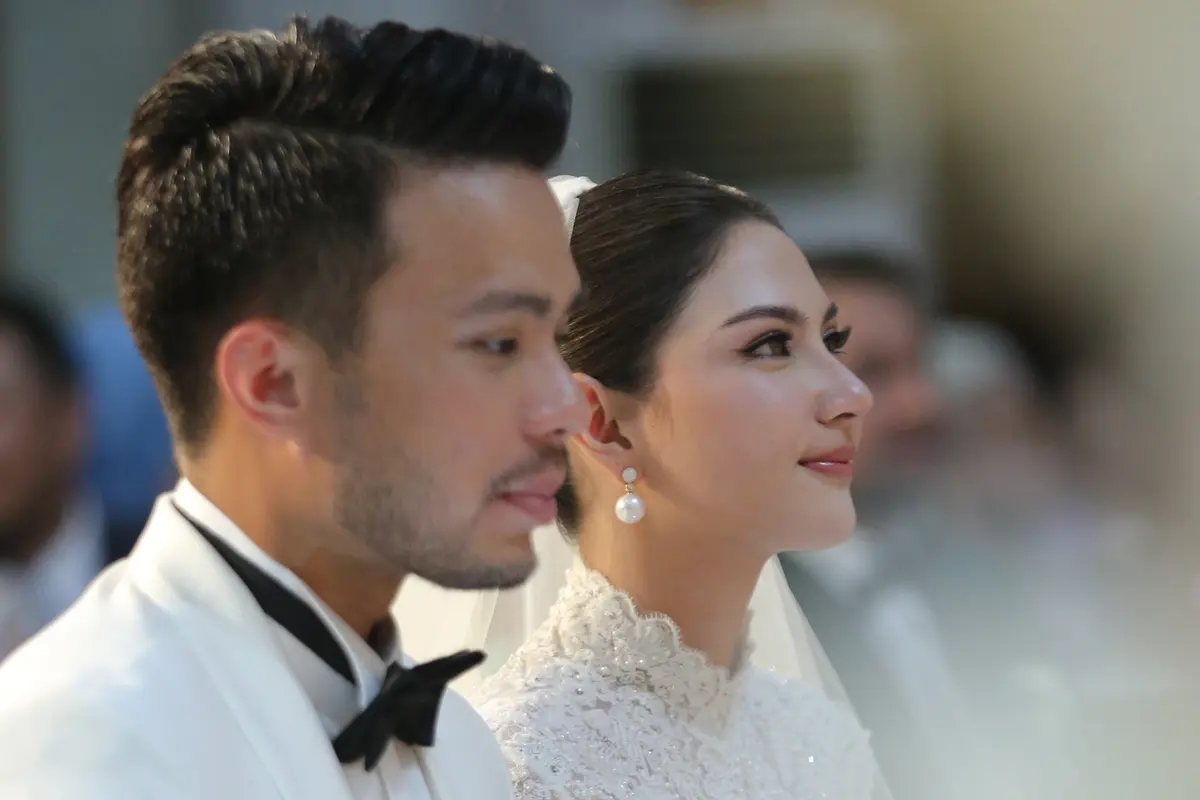 Potret Pemberkatan Pernikahan Jessica Mila dan Yakup Hasibuan