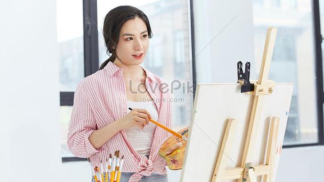 Melukis. (foto: Pinterest/Lovepik).