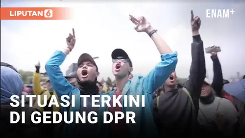 VIDEO: Teriakan 'Jokowi Turun' Menggema di Gedung DPR