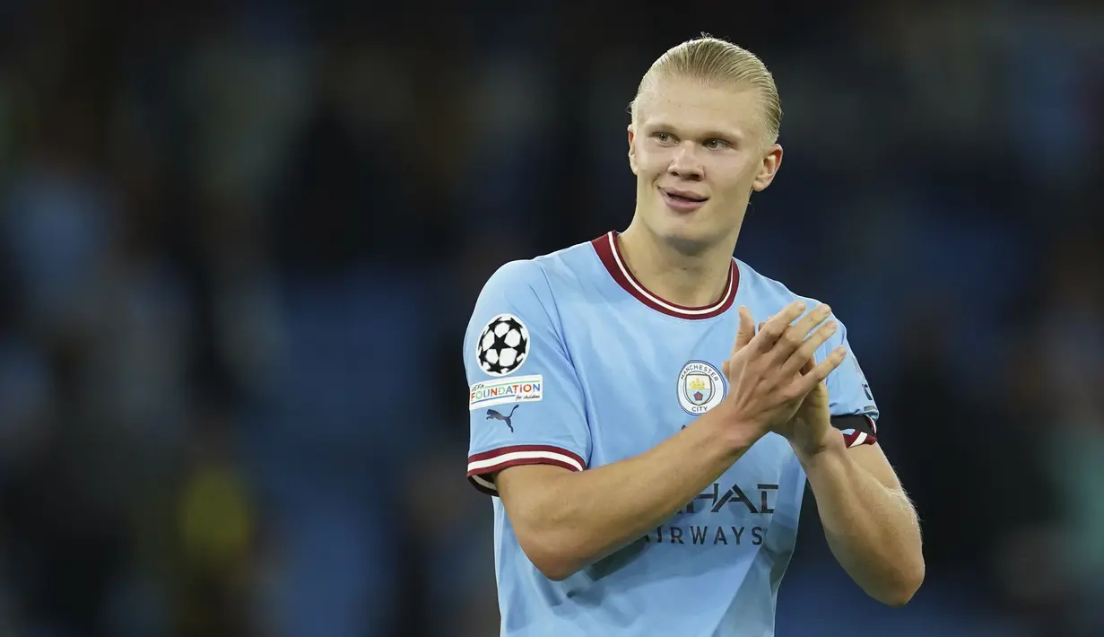 Skor 2-1 bertahan hingga akhir laga dan membuat The Cityzens memimpin di Grup G Liga Champions dengan raihan 6 poin. (AP/Dave Thompson)