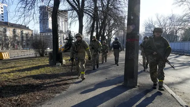 Invasi Rusia Rangsek Ibu Kota Ukraina