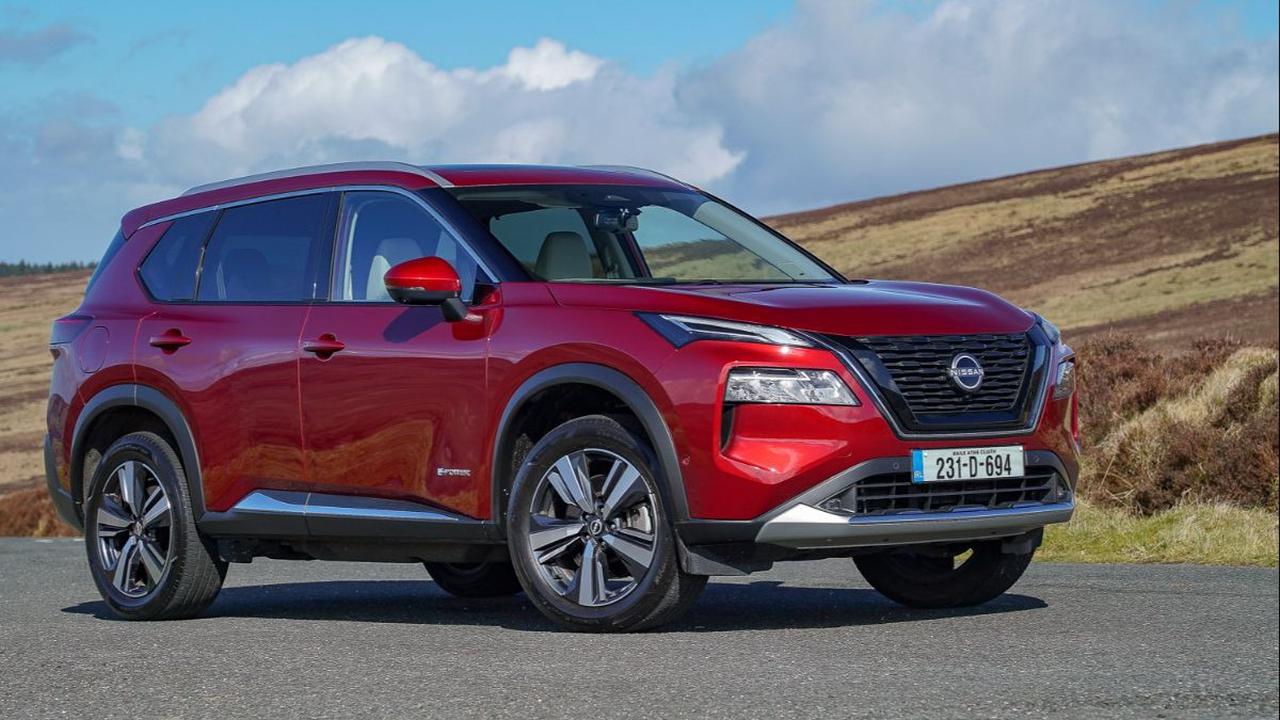 Sejak tahun 2022 lalu, Nissan X-Trail e-Power dengan kode bodi T33 telah diluncurkan di seluruh dunia. Generasi terbaru ini menggunakan mesin hybrid e-Power 1.500cc 3-silinder yang memiliki tenaga sebesar 204 PS dan torsi puncak 330 Nm