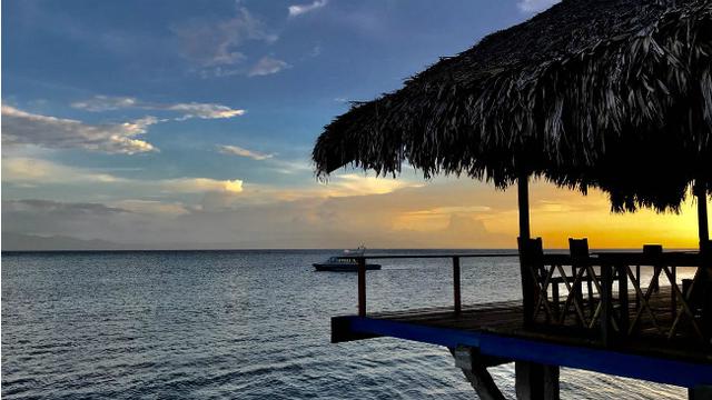 Pulau Manado Tua