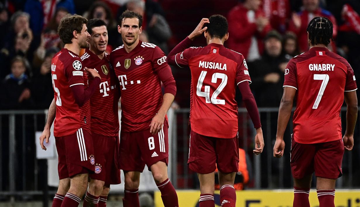 Tim dengan koleksi gol terbanyak di babak 16 besar Liga Champions adalah Bayern Munchen, yaitu 88 gol. Terbaru, mereka menambah catatan tersebut daat bermain imbang 1-1 dengan RB Salzburg. Raksasa Bavaria menjadi salah satu kandidat kuat juara Liga Champions musim ini. (AFP/Tobias Schwarz)