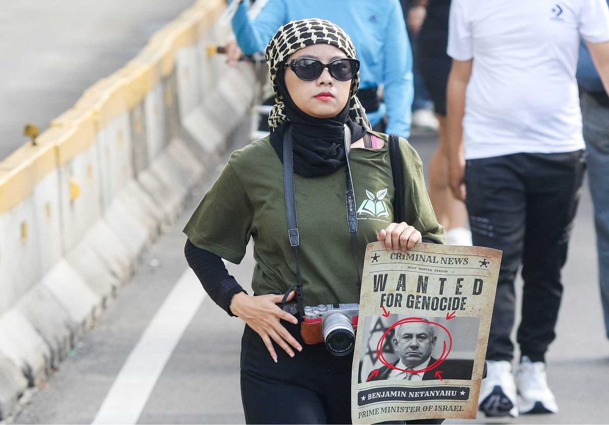 FOTO: Aksi Solidaritas Gerakan Global March to Gaza di Bunderan HI