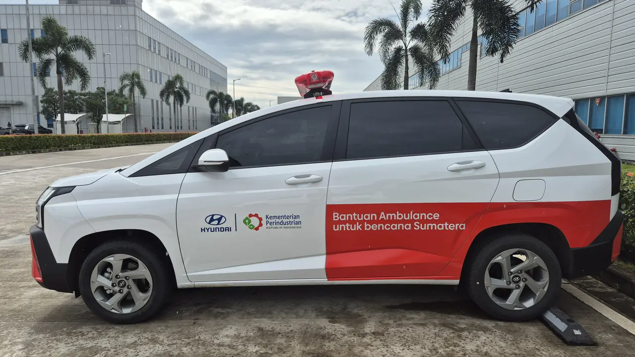 Hyundai Sumbang Ambulans Stargazer Cartenz (ist)